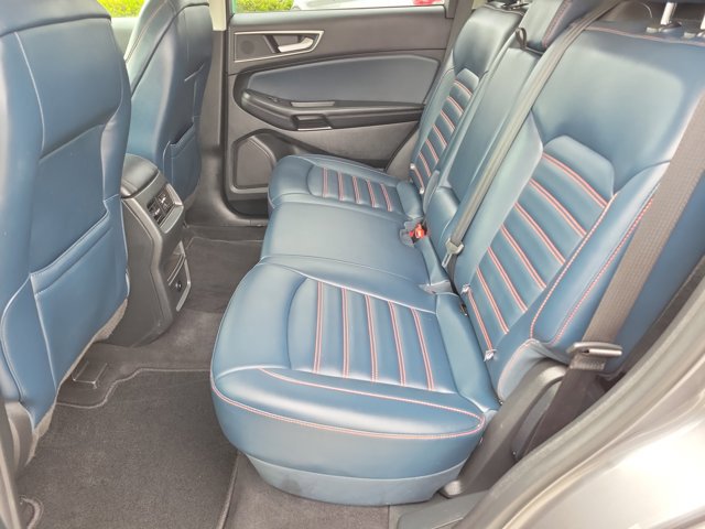 Certified 2023 Ford Edge SEL w/ Sport Appearance Package AWD/4WD image 11