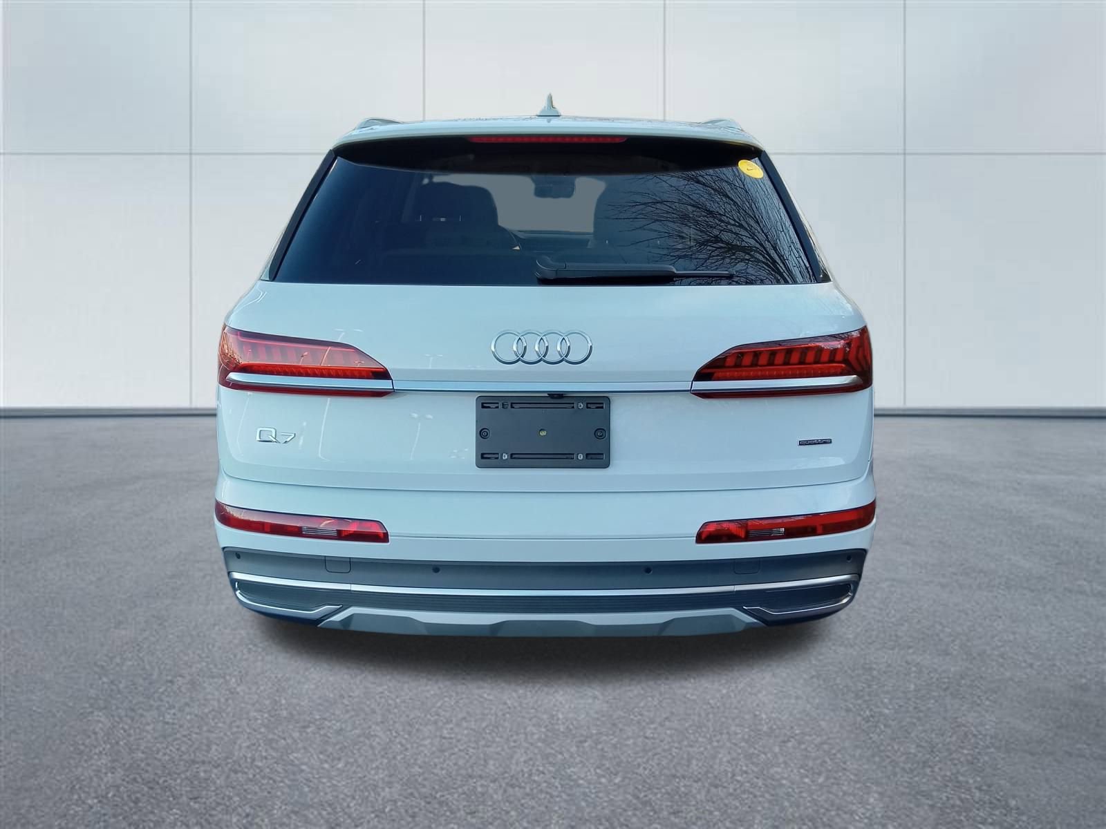 Used 2023 Audi Q7 3.0T Prestige image 4