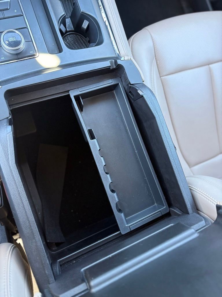 Used 2024 Ford Expedition Max XLT image 32