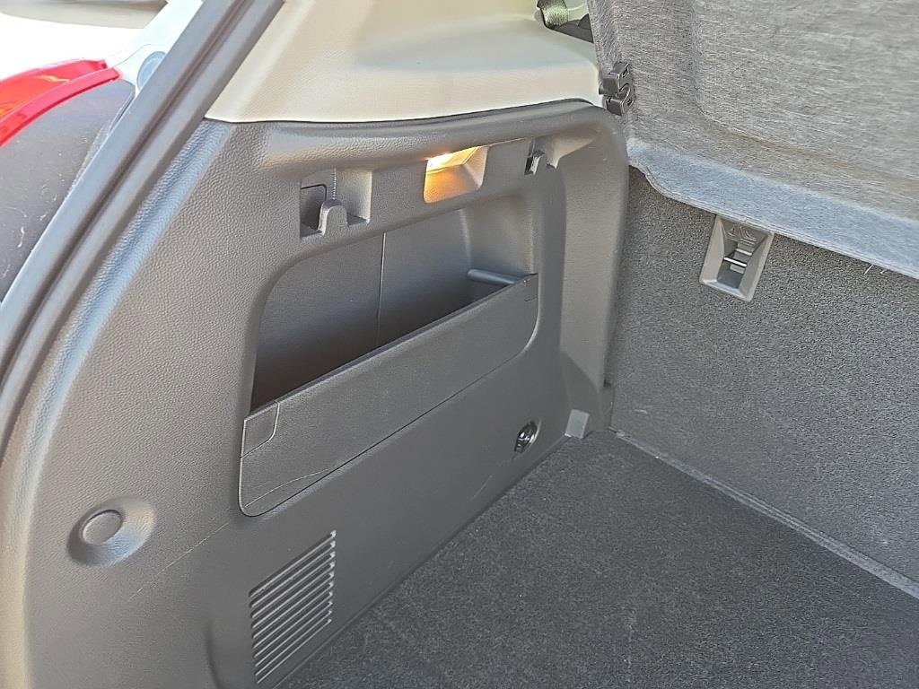 Used 2022 Buick Encore Preferred w/ Safety Package II image 40