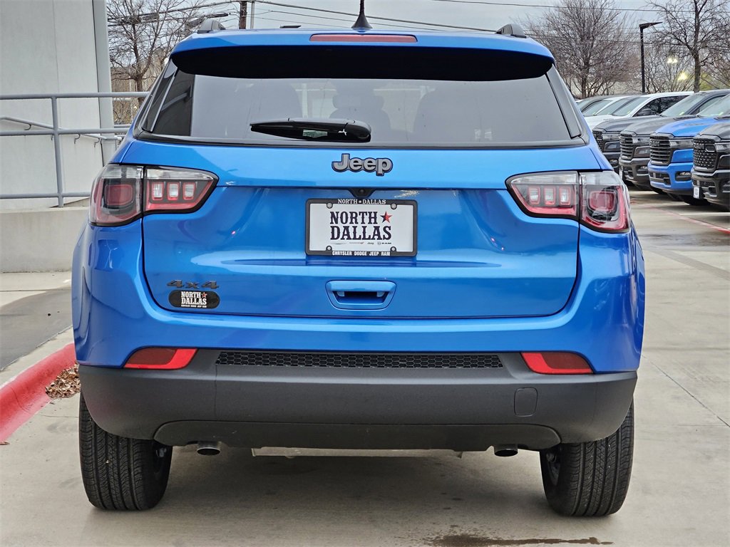 New 2026 Jeep Compass Latitude image 4