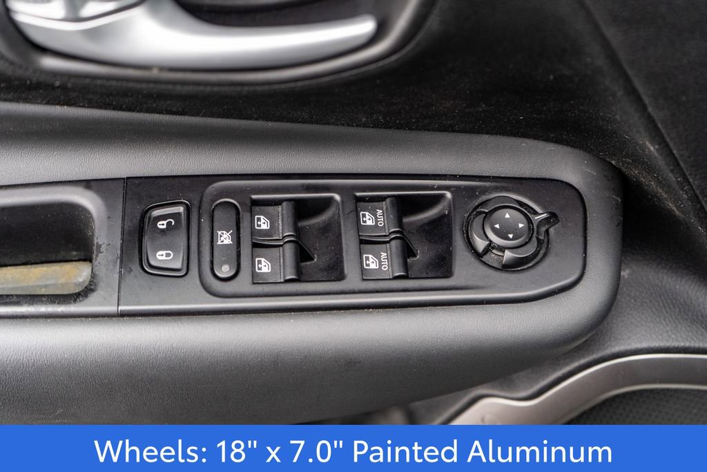 Used 2023 Jeep Renegade Limited AWD/4WD image 17
