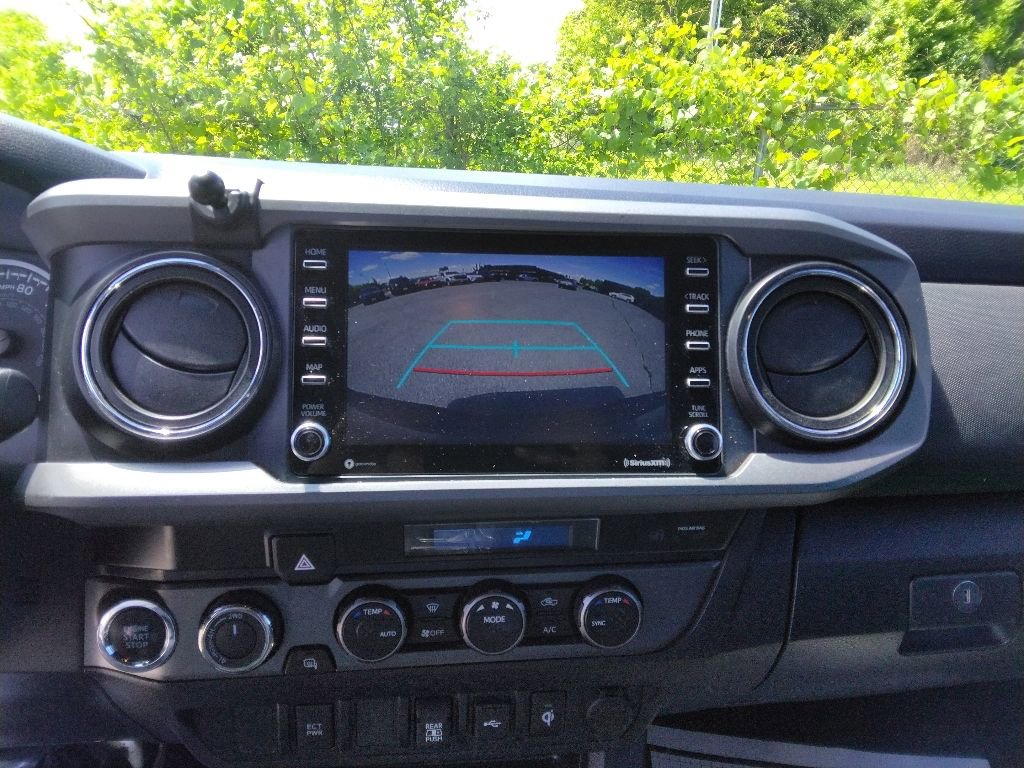 Used 2023 Toyota Tacoma TRD Off-Road AWD/4WD image 17
