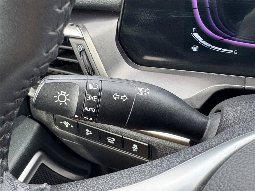 Used 2025 Kia Telluride S FWD image 26
