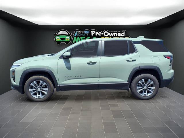 Used 2026 Chevrolet Equinox LT AWD/4WD image 3