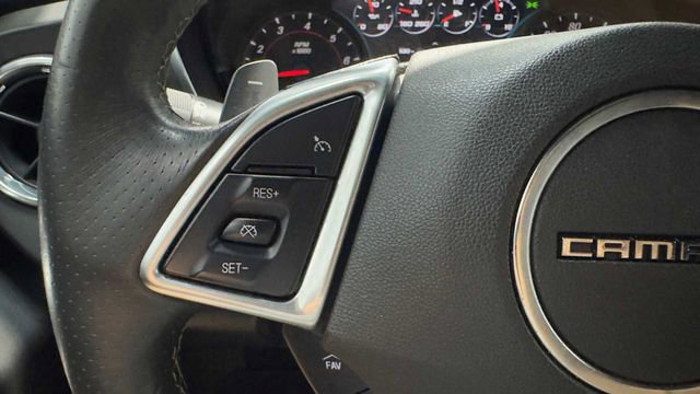 Used 2018 Chevrolet Camaro SS image 31