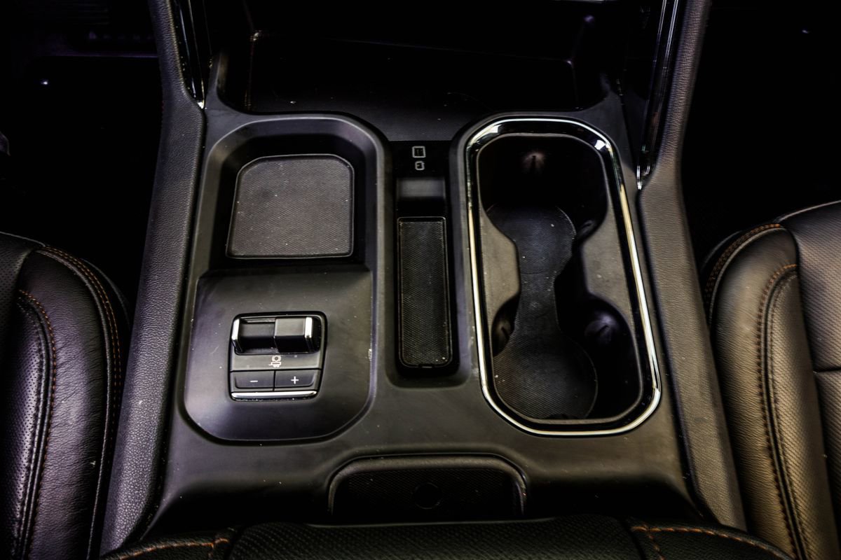 Used 2024 GMC Sierra 2500 AT4 w/ AT4 Premium Plus Package image 23