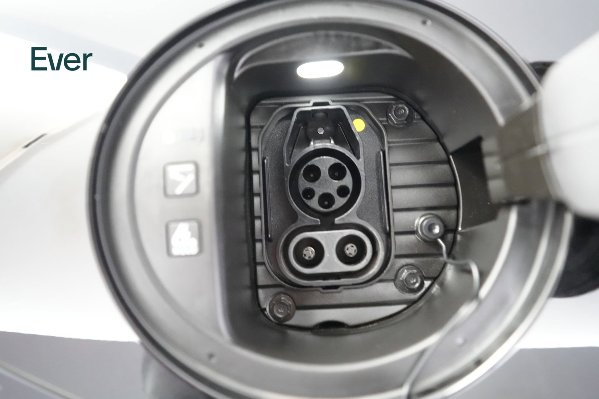Used 2024 Hyundai Ioniq 6 SEL image 10