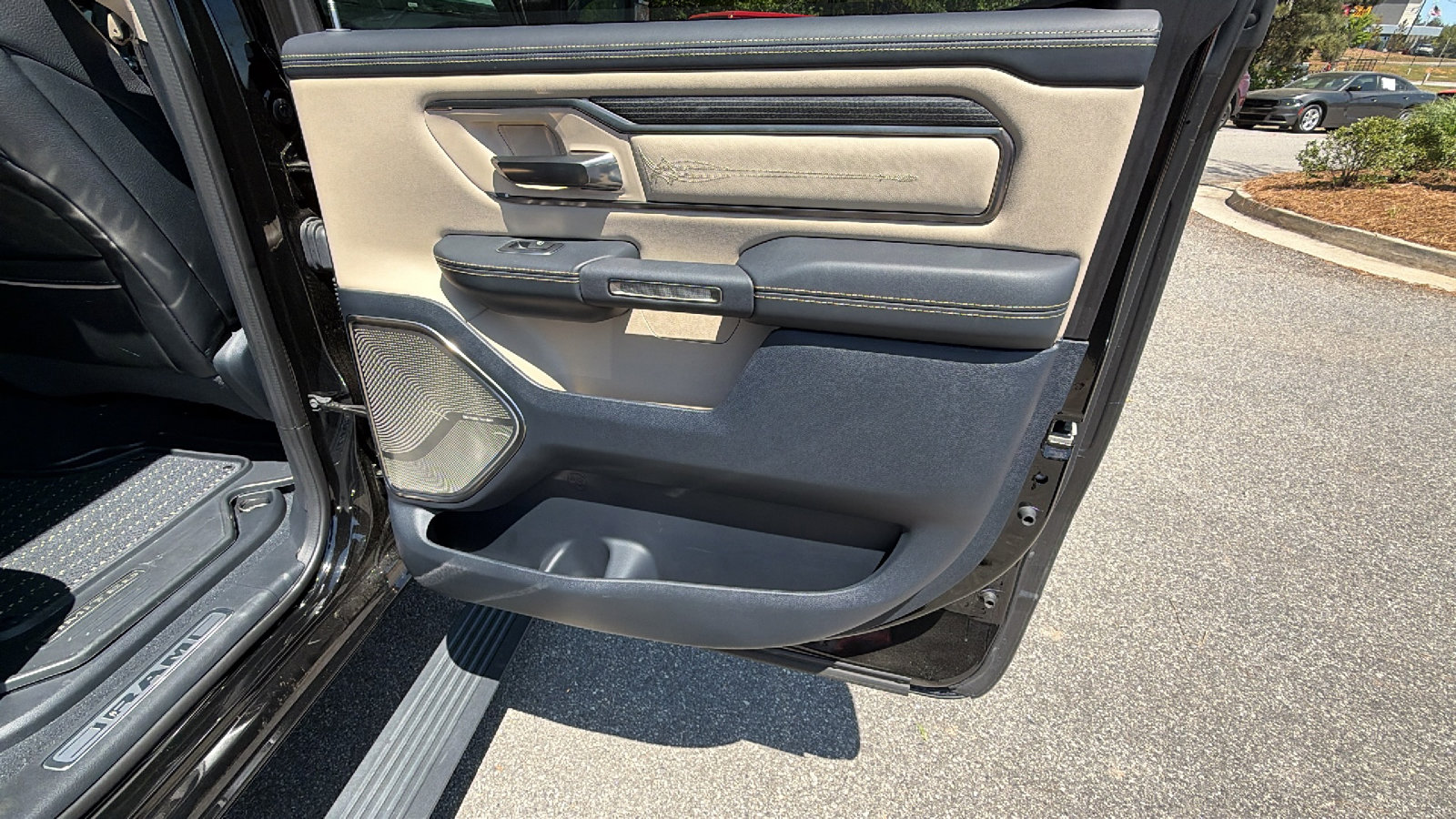 Used 2020 RAM 1500 Limited AWD/4WD image 21