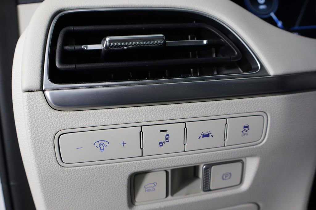 Used 2021 Hyundai Palisade Limited image 24