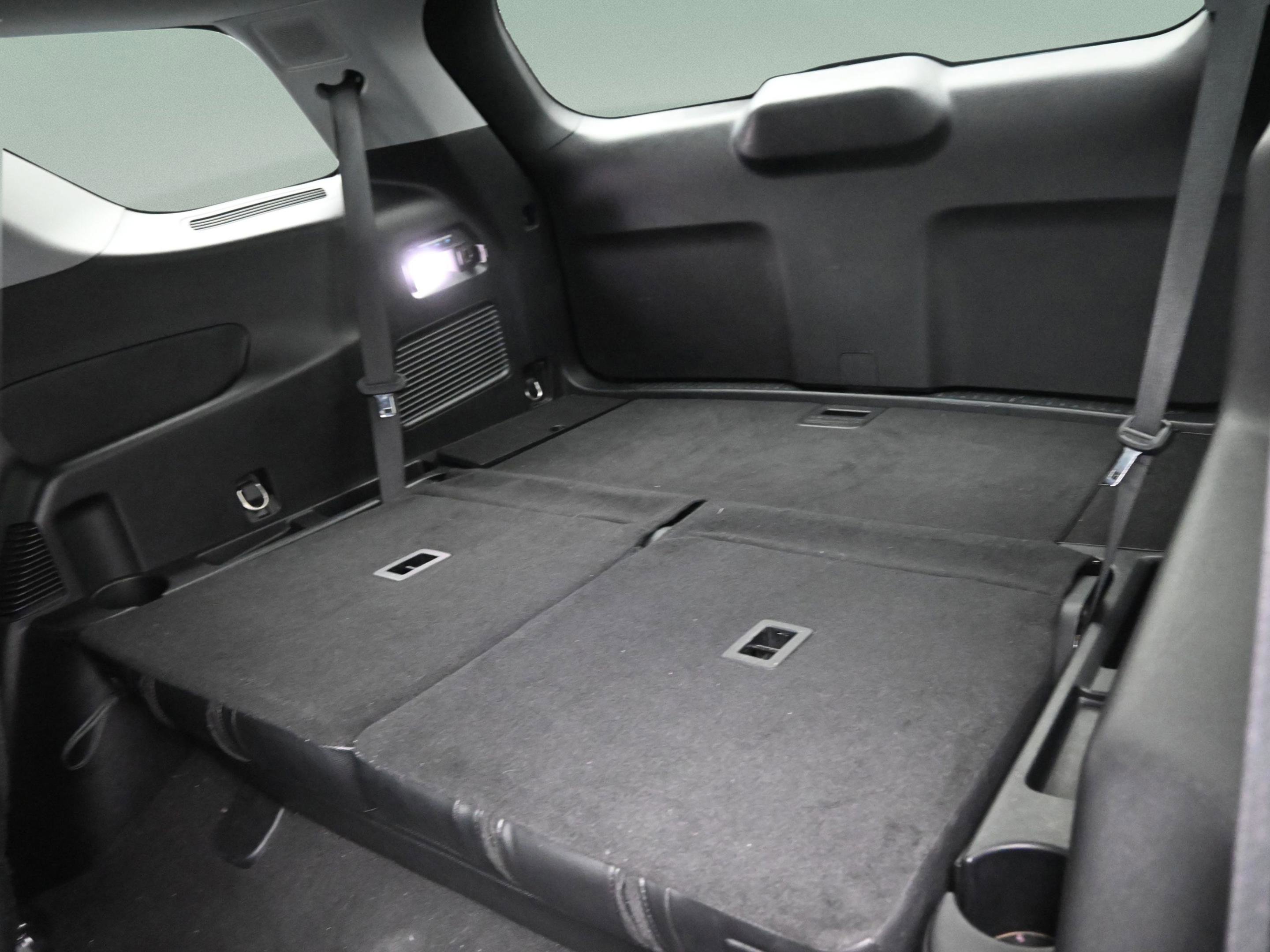 Used 2021 Ford Explorer Limited w/ Equipment Group 301A image 15