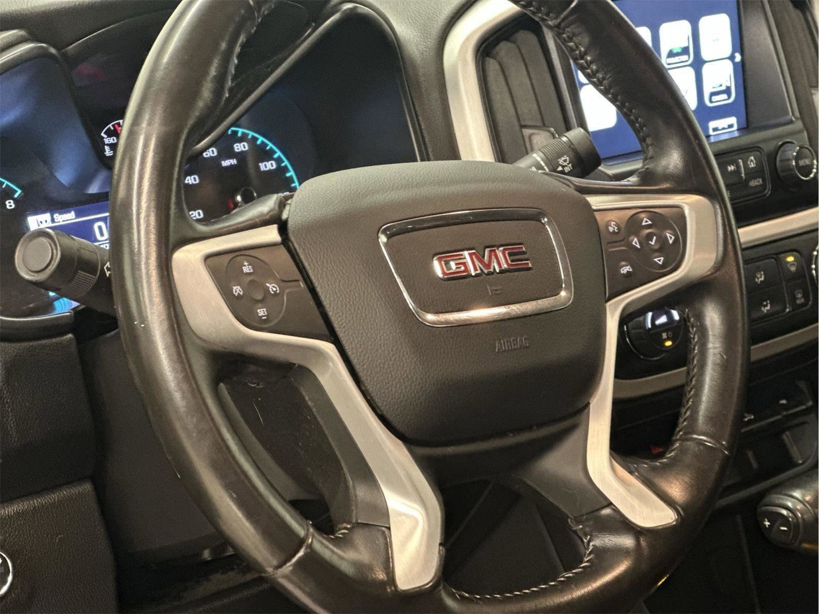 Certified 2018 GMC Canyon SLE w/ SLE Convenience Package image 19