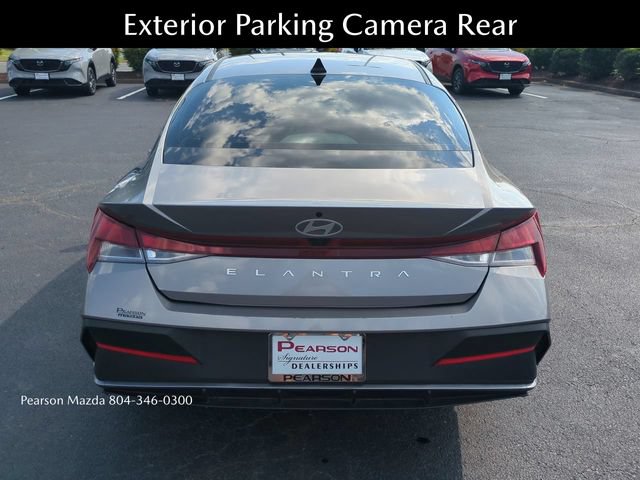 Used 2024 Hyundai Elantra SEL FWD image 5
