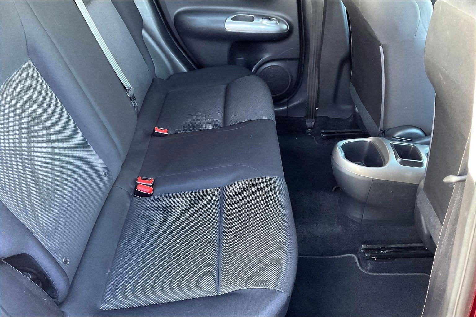 Used 2013 Nissan Juke S image 17