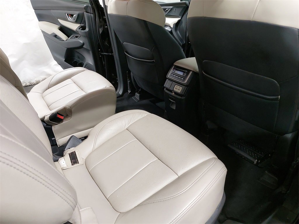 Used 2022 Subaru Ascent Limited w/ Technology Package image 11