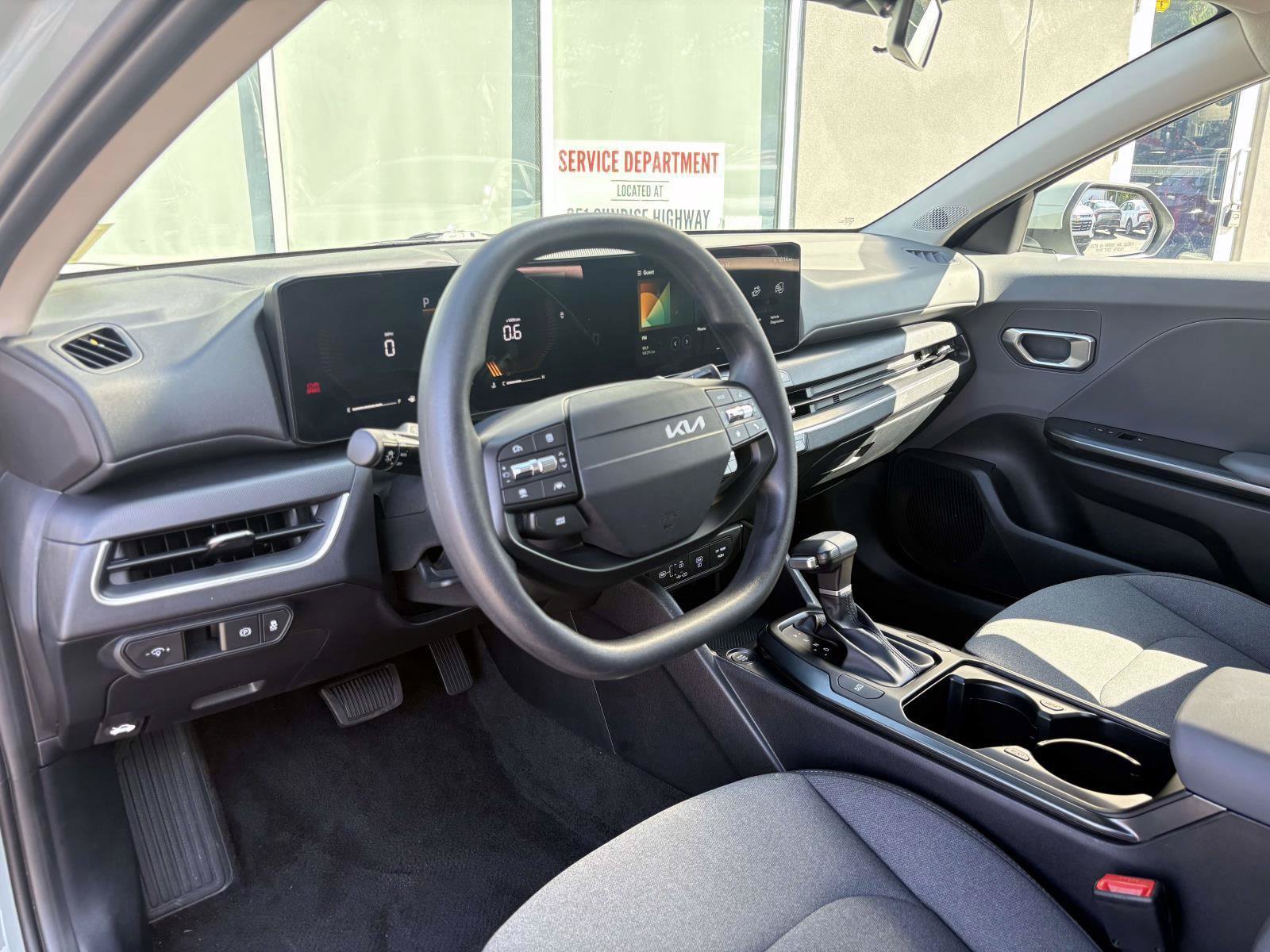 Certified 2025 Kia K4 FWD image 13