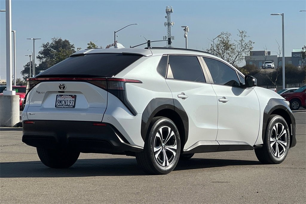 Used 2024 Toyota bZ4X XLE image 5