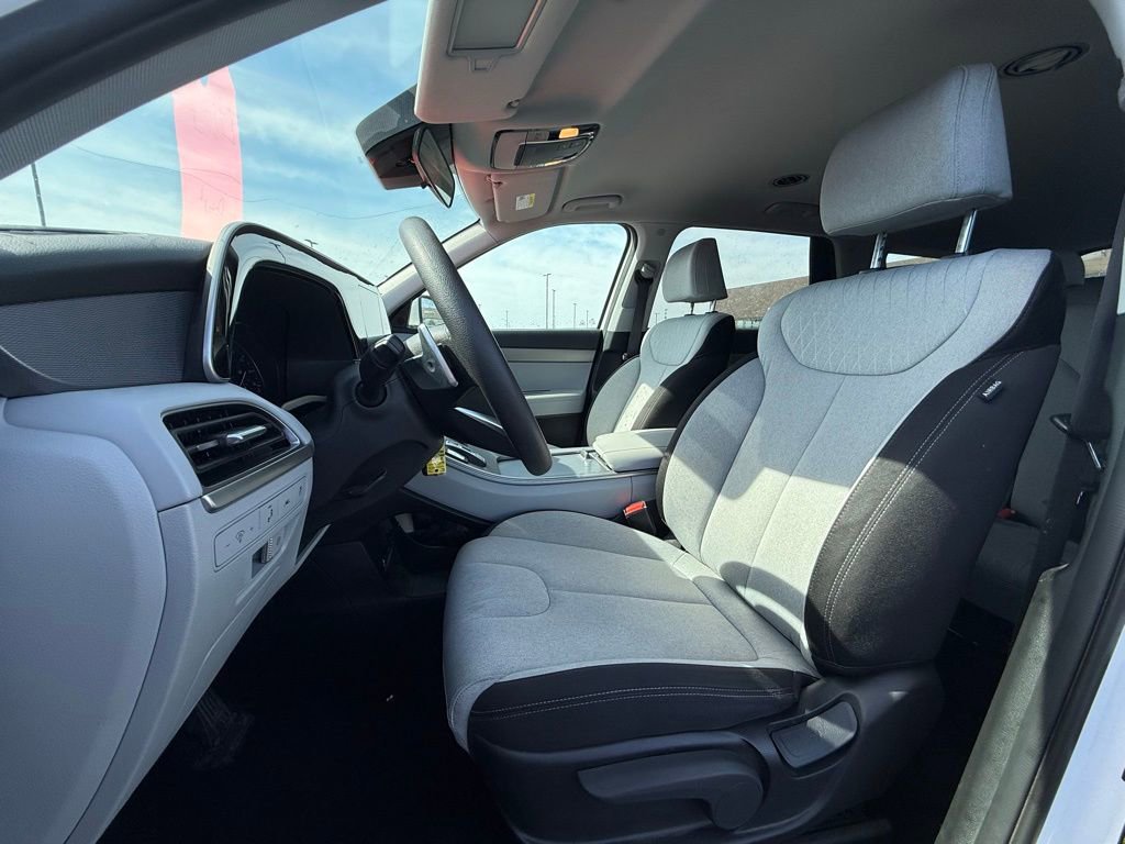 Used 2022 Hyundai Palisade SE image 19