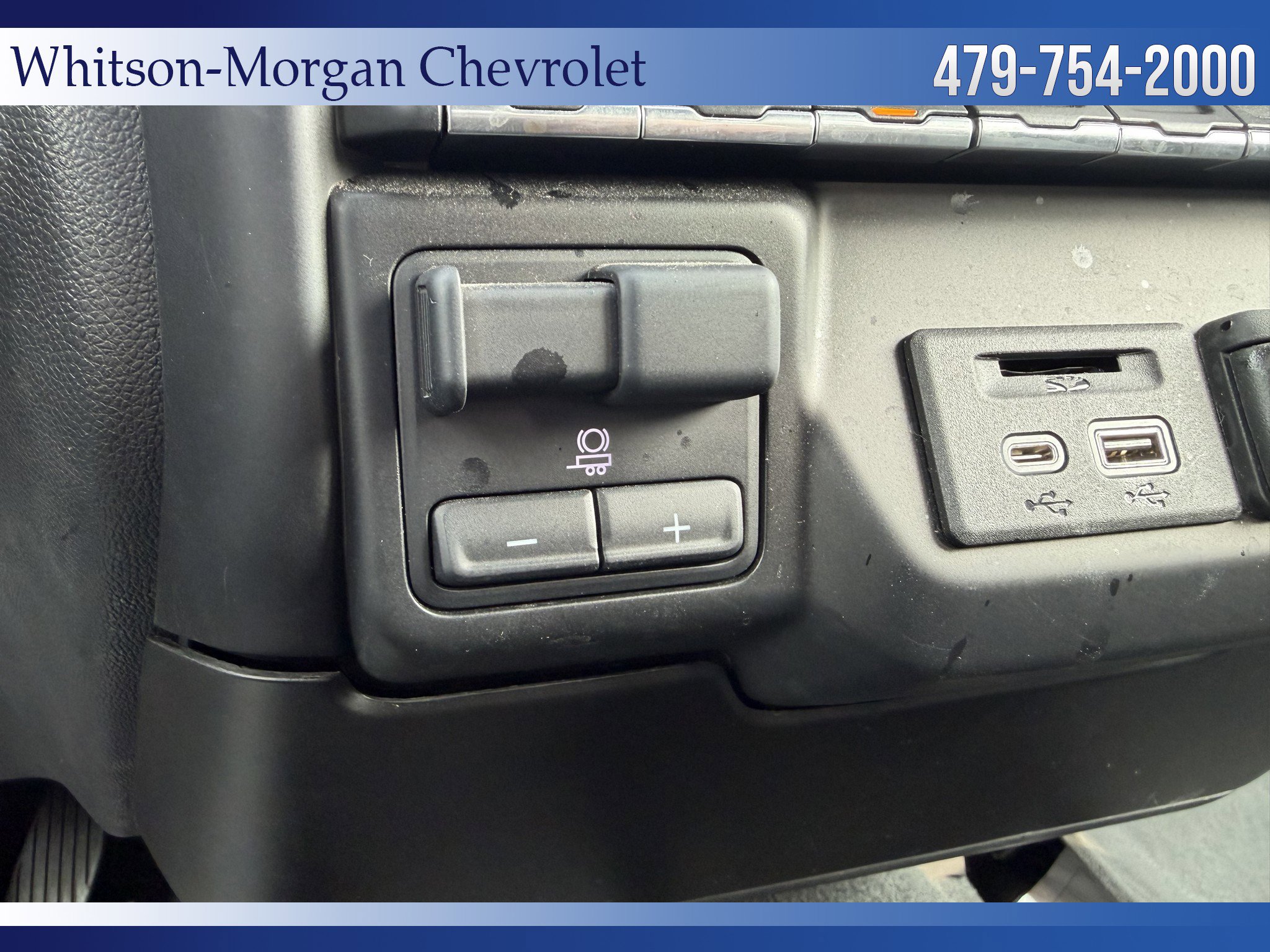 Used 2022 Chevrolet Silverado 1500 LT AWD/4WD image 23