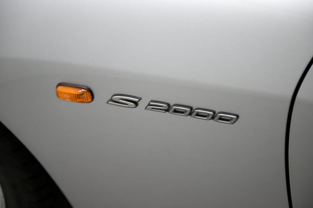 Used 2000 Honda S2000 image 10