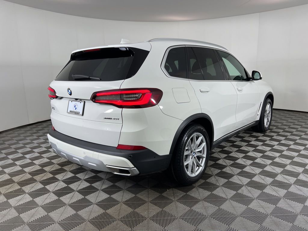 Certified 2023 BMW X5 xDrive40i w/ Premium Package image 5