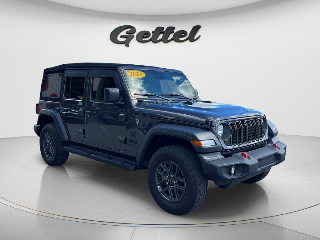 Used 2024 Jeep Wrangler Unlimited Sport AWD/4WD image 3
