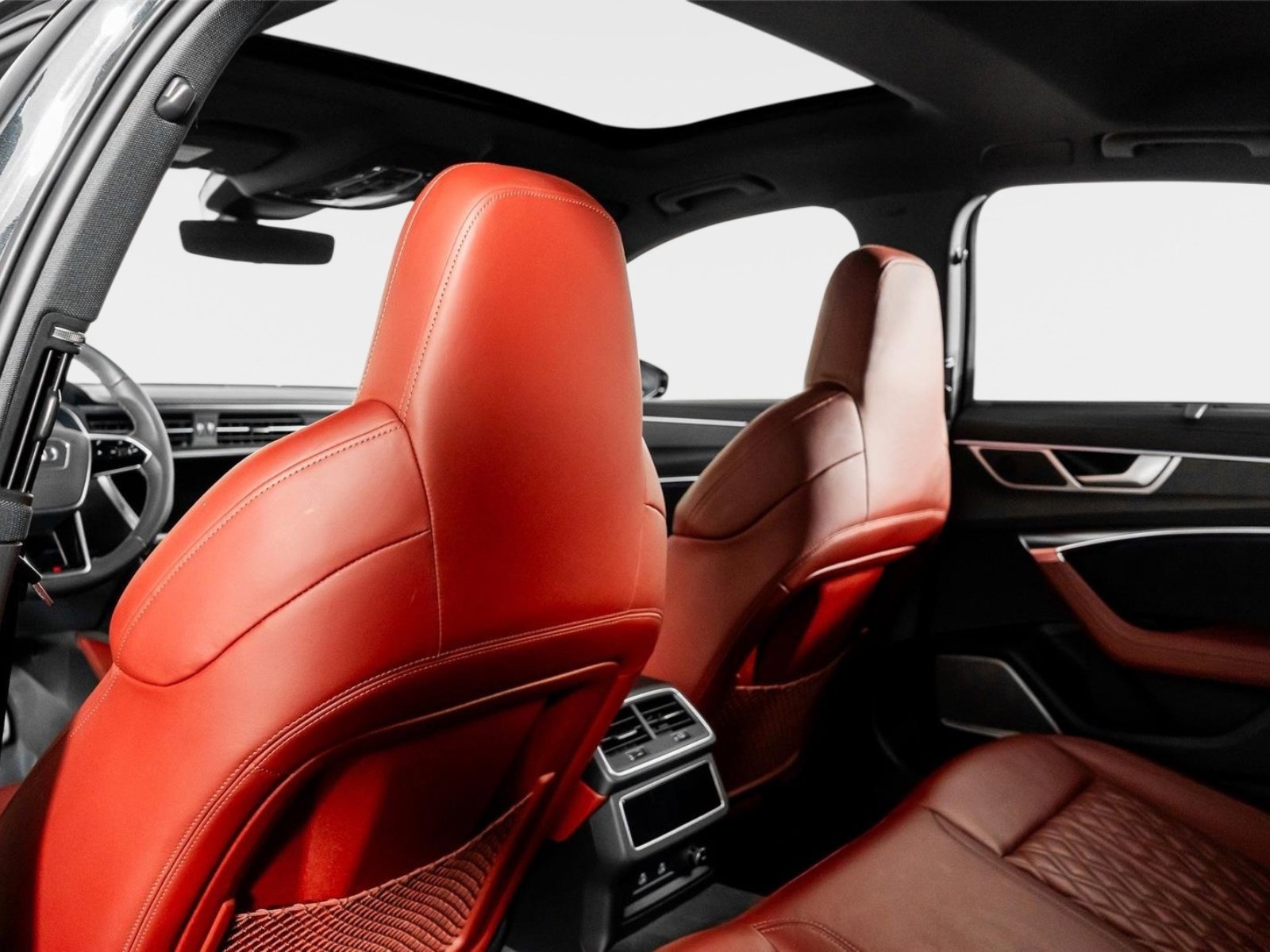 Used 2023 Audi S6 Prestige w/ Prestige Package image 33