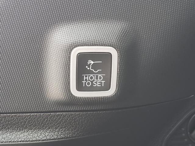 Used 2024 Jeep Grand Cherokee Altitude image 9