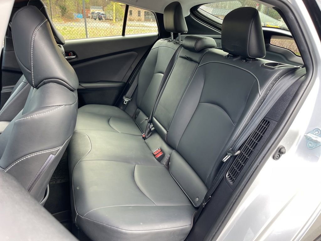 Used 2020 Toyota Prius Prime XLE image 19