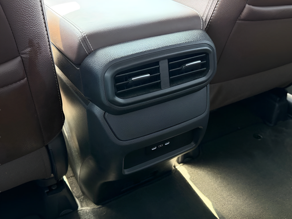 Used 2025 Honda Passport EX-L image 22
