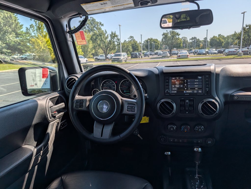 Used 2016 Jeep Wrangler Unlimited Sport AWD/4WD image 3