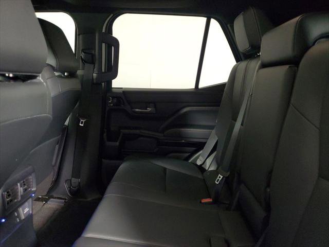 Used 2025 Toyota 4Runner Limited image 11