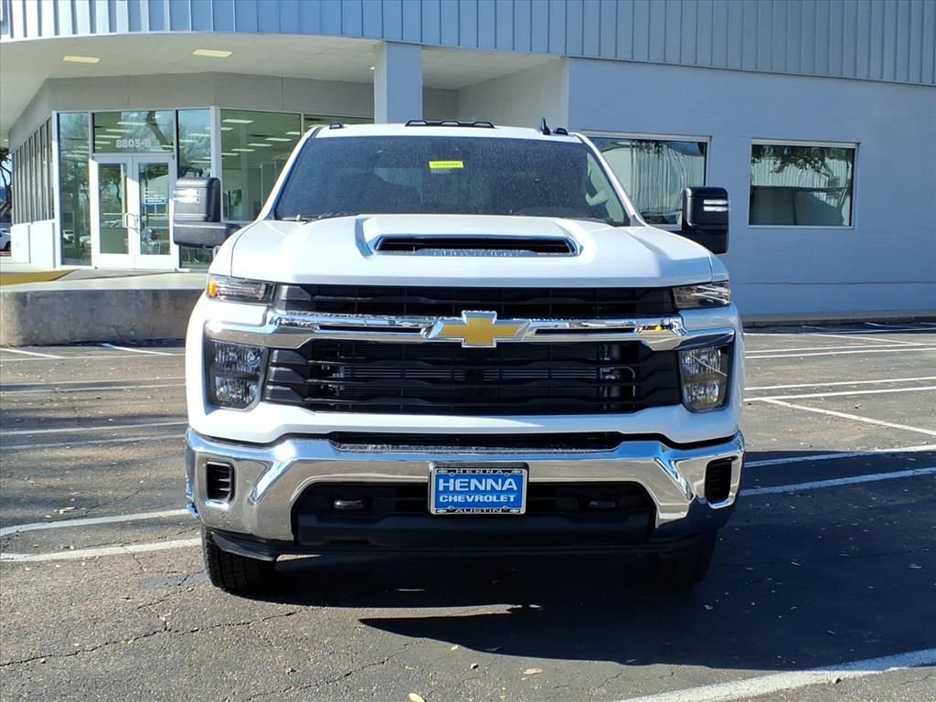 New 2026 Chevrolet Silverado 3500 LT video 2
