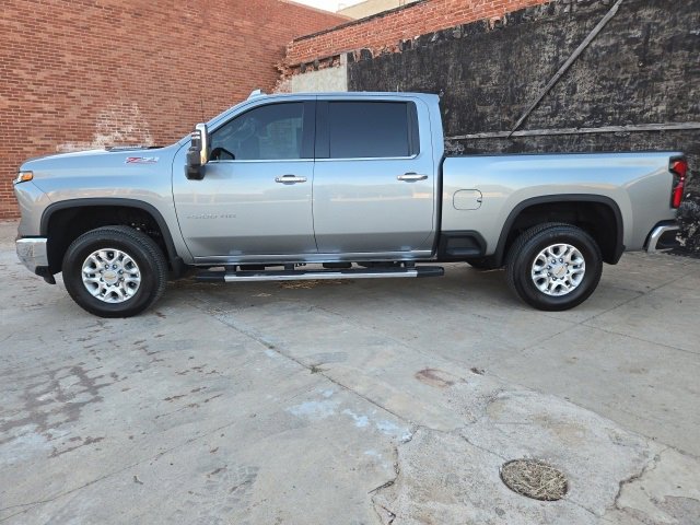 Certified 2025 Chevrolet Silverado 2500 LTZ w/ LTZ Convenience Package image 4