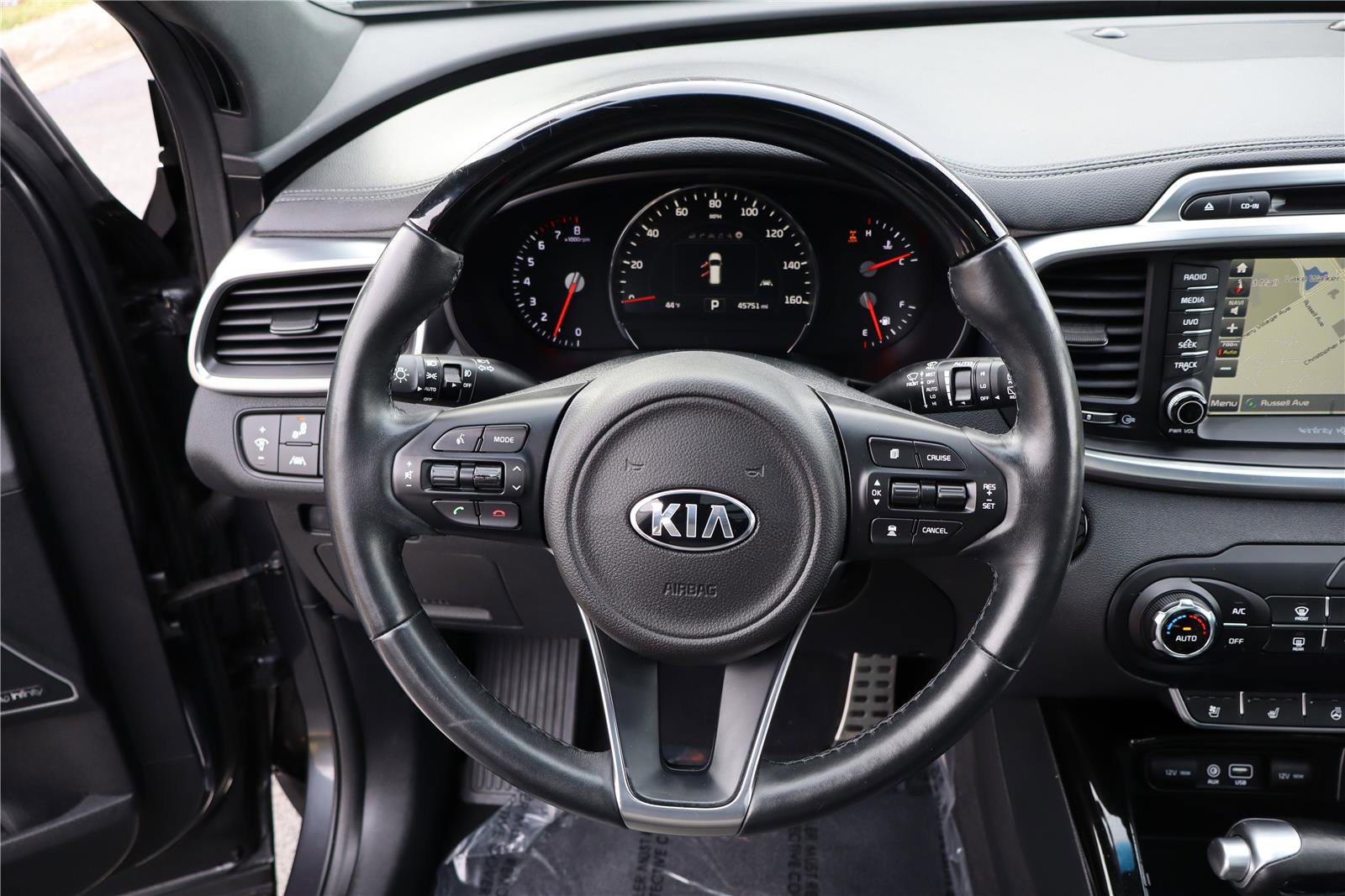 Used 2018 Kia Sorento SX image 16