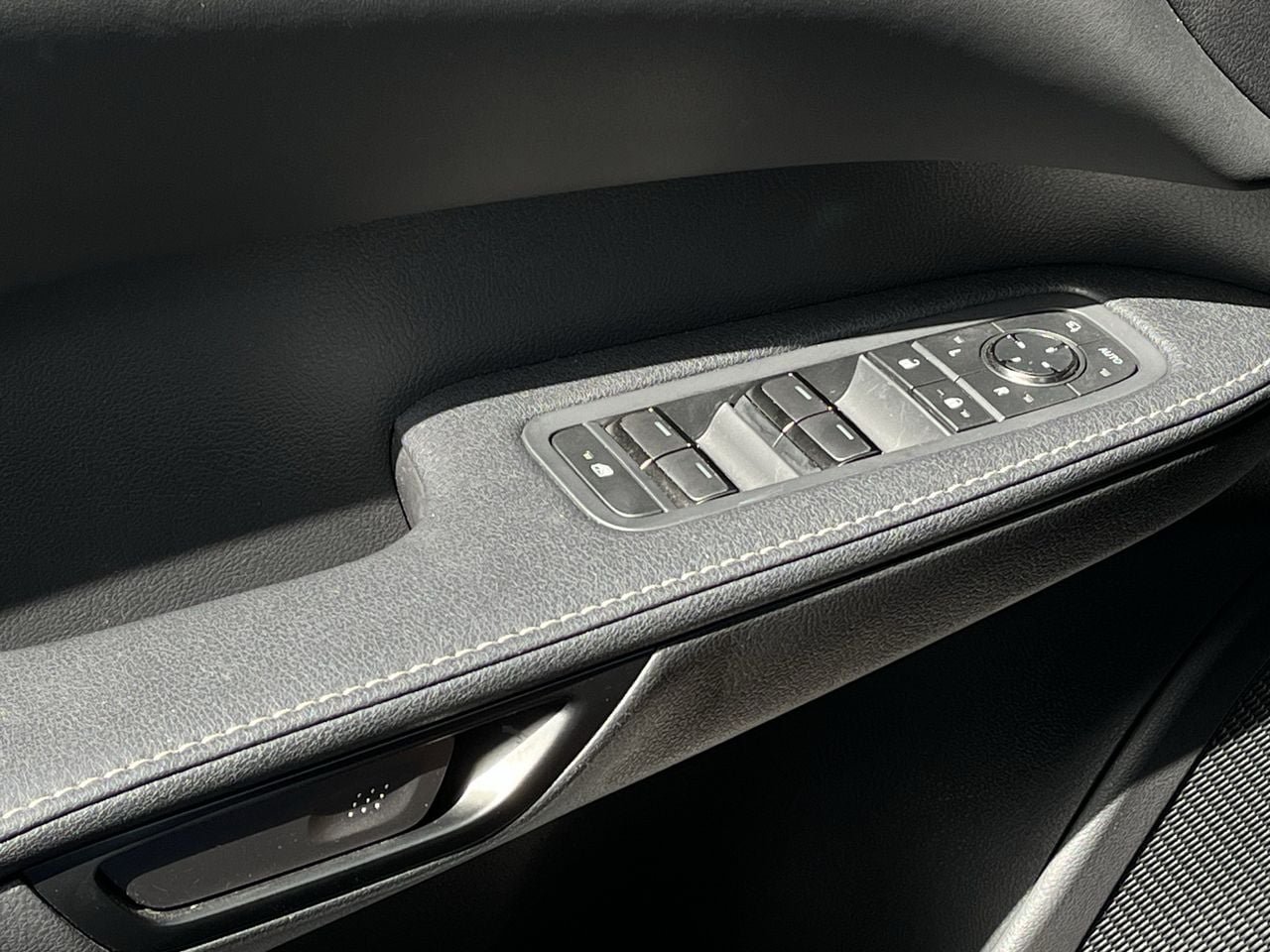 Used 2025 Lexus RX 350 Premium w/ Accessory Package (Z1) FWD image 21