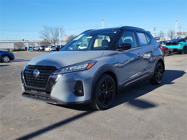 Certified 2021 Nissan Kicks SR w/ SR Premium Package image 3