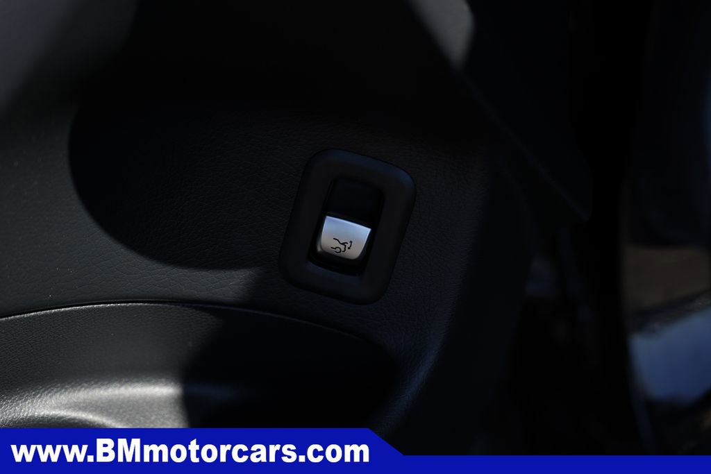 Used 2018 Mercedes-Benz GLC 300 4MATIC Coupe image 27