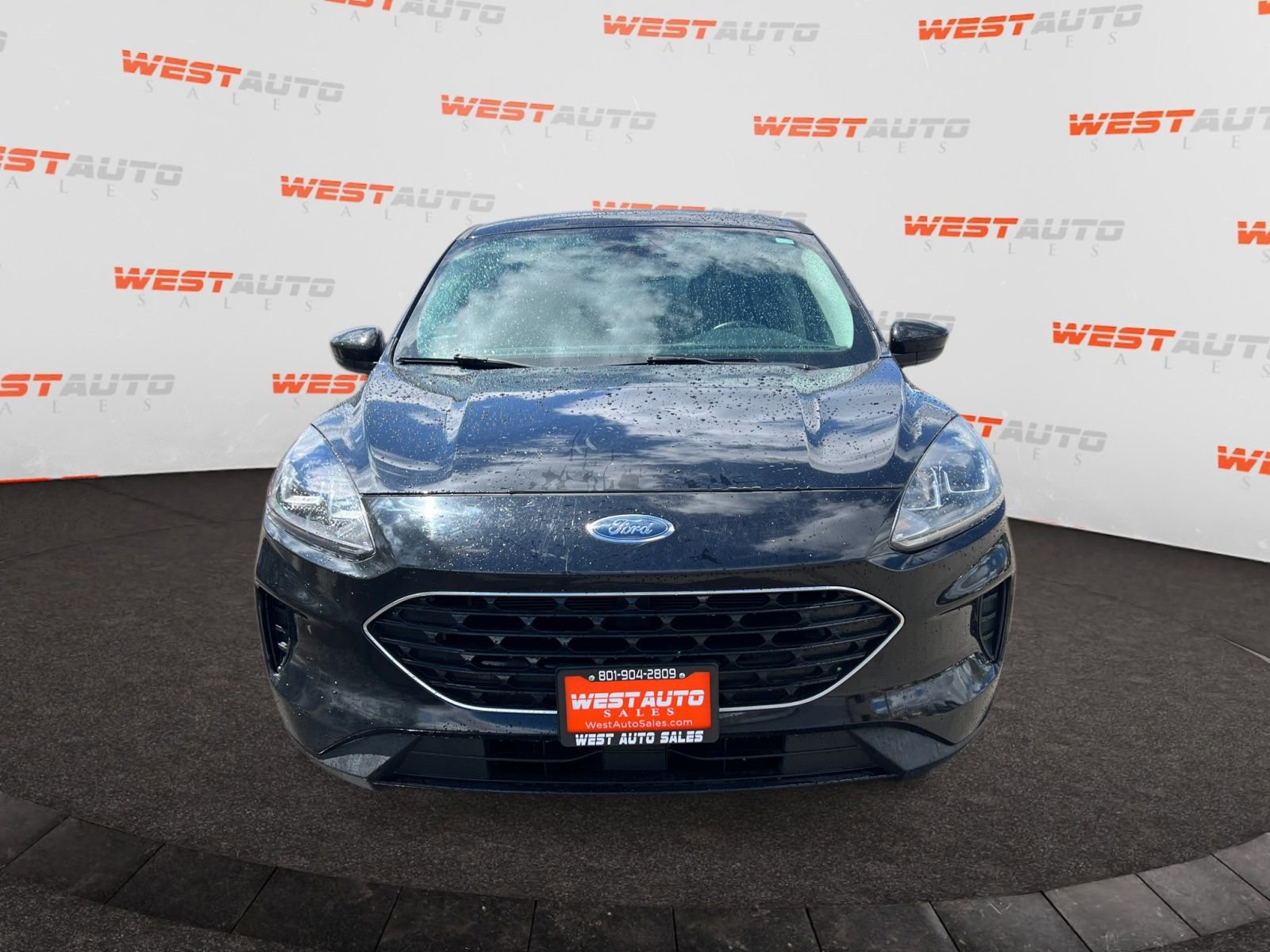 Used 2021 Ford Escape SE w/ SE Sport Appearance Package FWD image 8