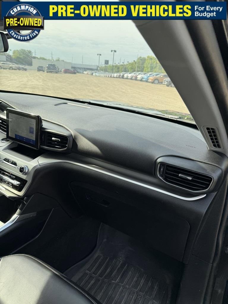 Used 2021 Ford Explorer XLT w/ Equipment Group 202A image 34