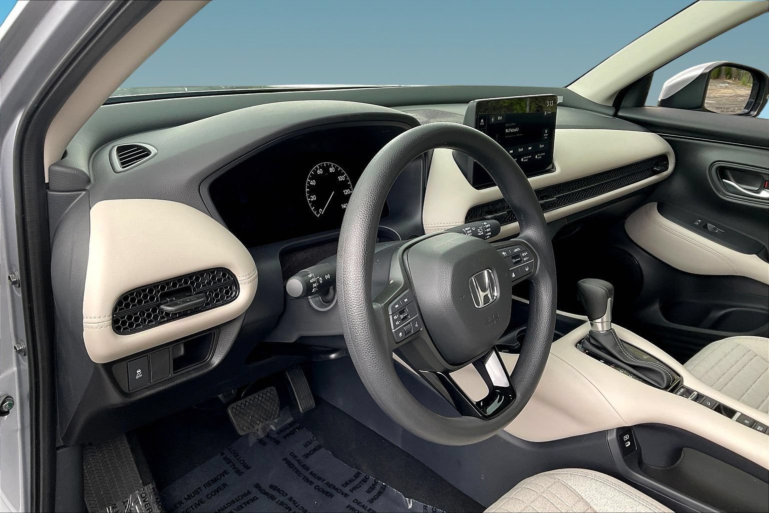 Used 2026 Honda HR-V LX image 16