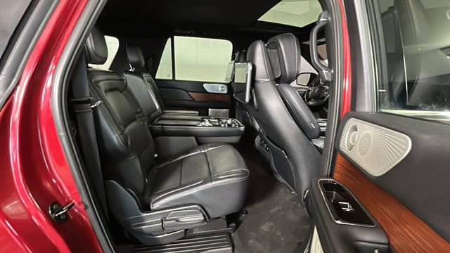 Used 2019 Lincoln Navigator L Reserve AWD/4WD image 29