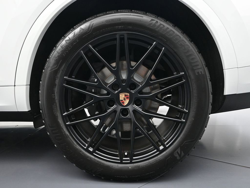 New 2026 Porsche Cayenne image 26