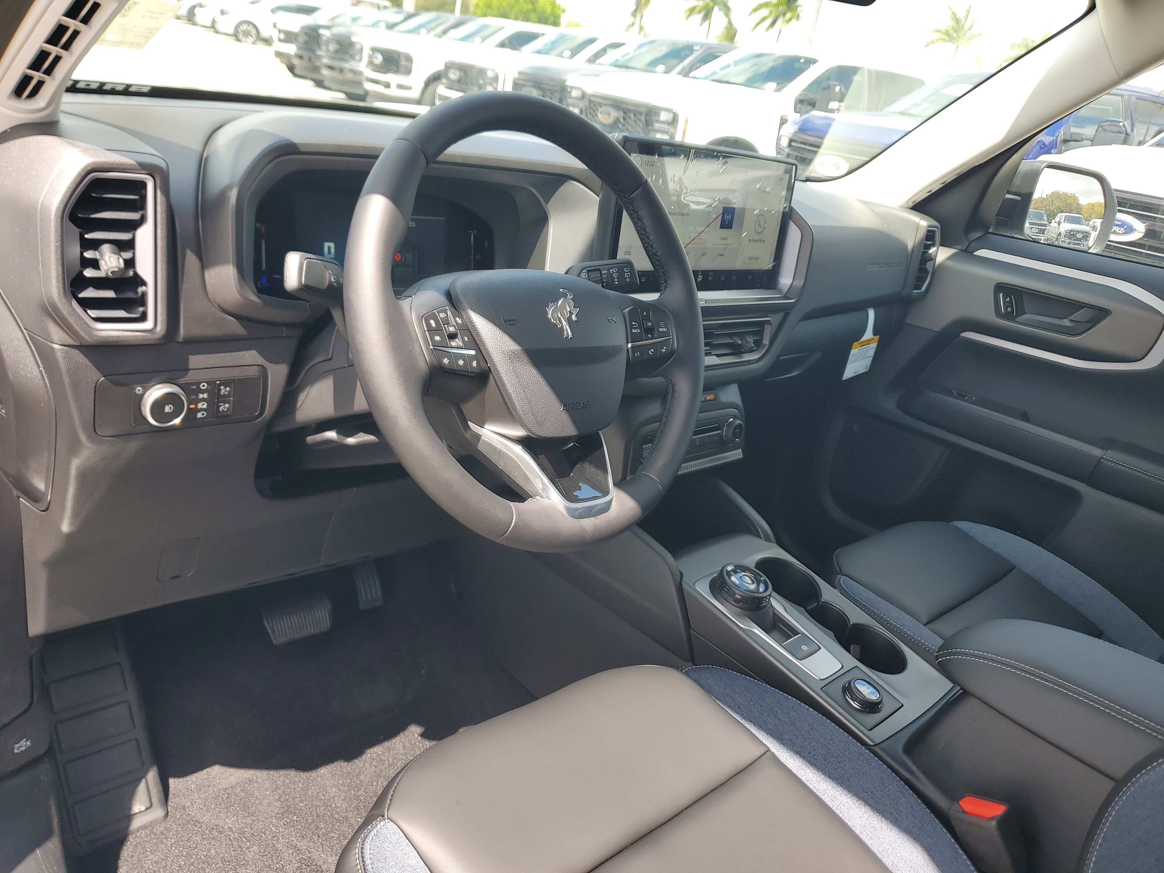 New 2026 Ford Bronco Sport Outer Banks AWD/4WD image 9