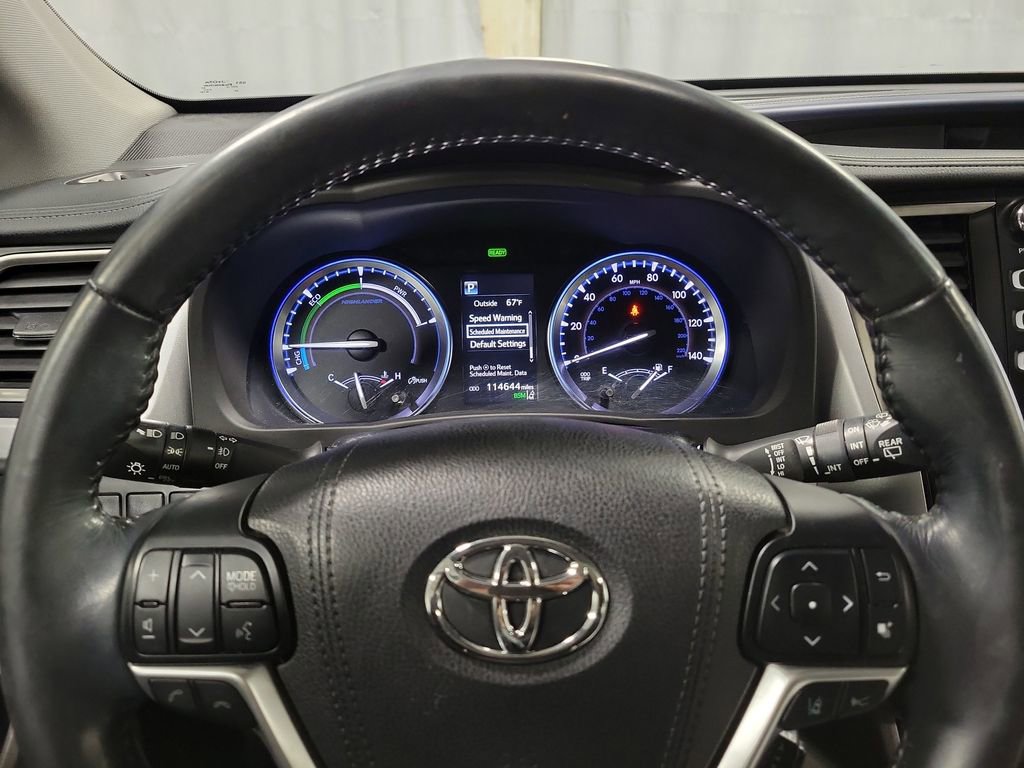 Used 2017 Toyota Highlander Limited image 15
