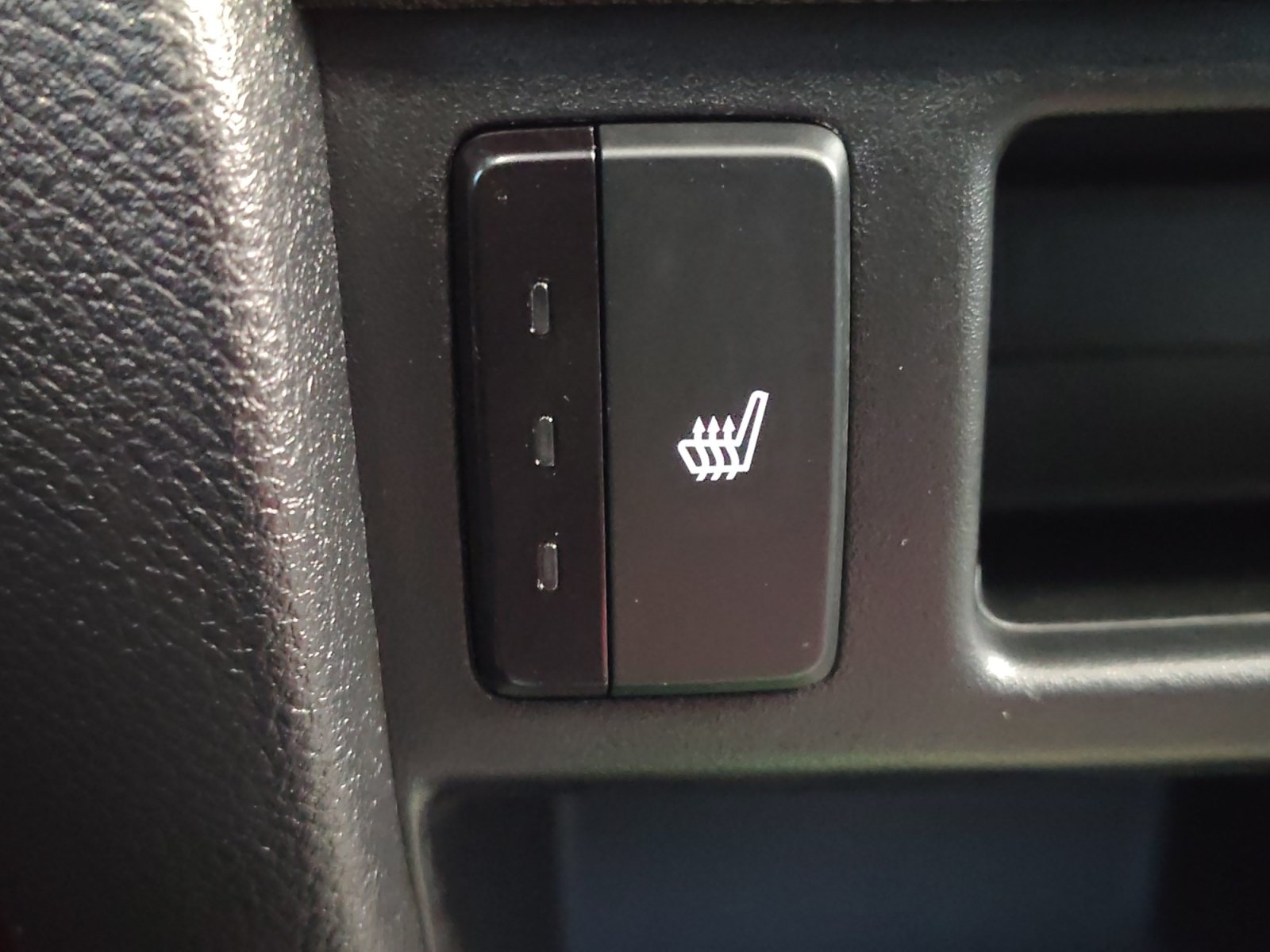 Used 2025 Honda Passport TrailSport image 26