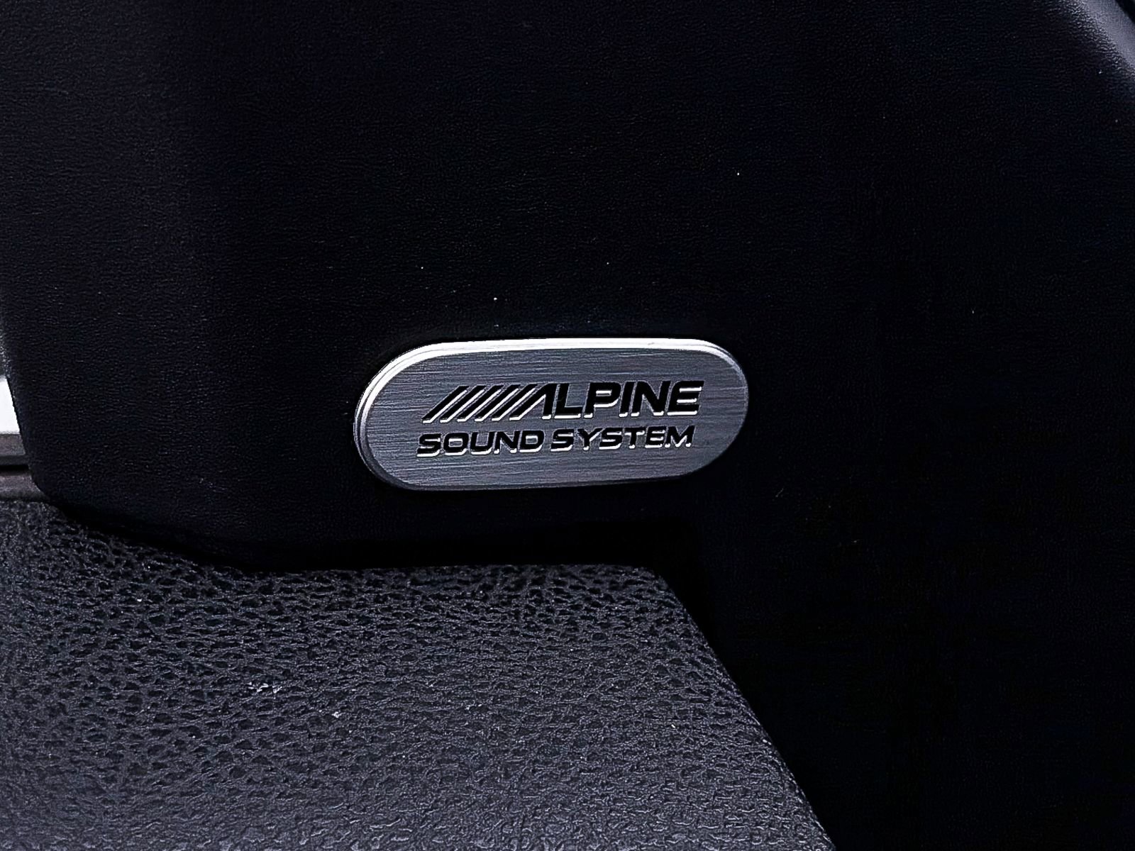 Used 2019 Dodge Charger Scat Pack image 4