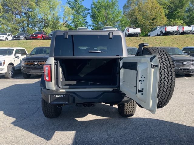 New 2026 Ford Bronco Outer Banks w/ Sasquatch Package AWD/4WD image 8