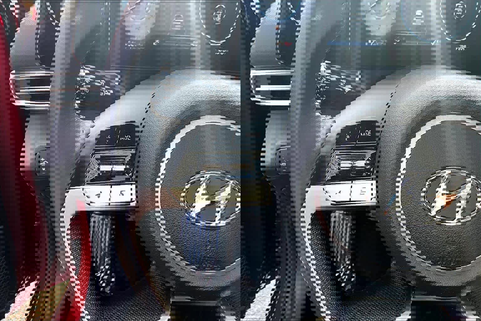 Used 2023 Hyundai Elantra SEL w/ Convenience Package image 24