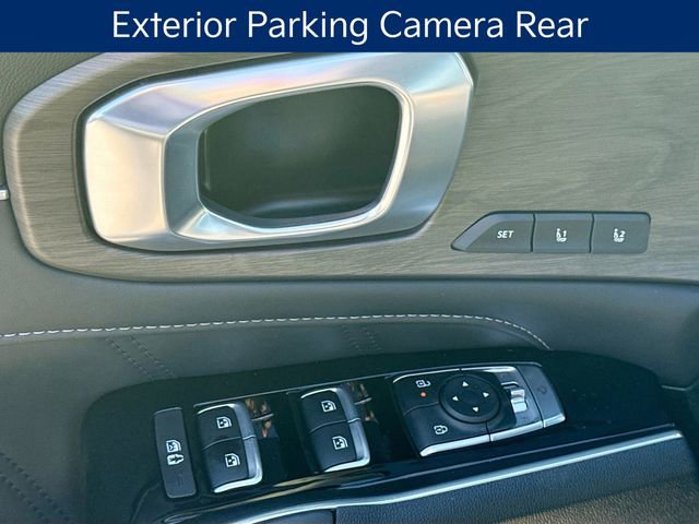 Used 2025 Kia Sorento SX Prestige image 21